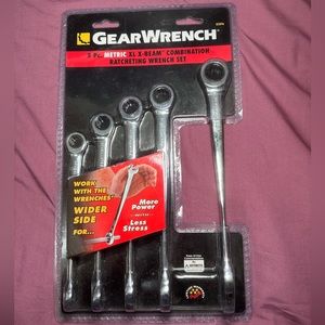 Gear Wrench 5 piece METRIC XL X-Beam Combination. Ratcheting Wrench Set.